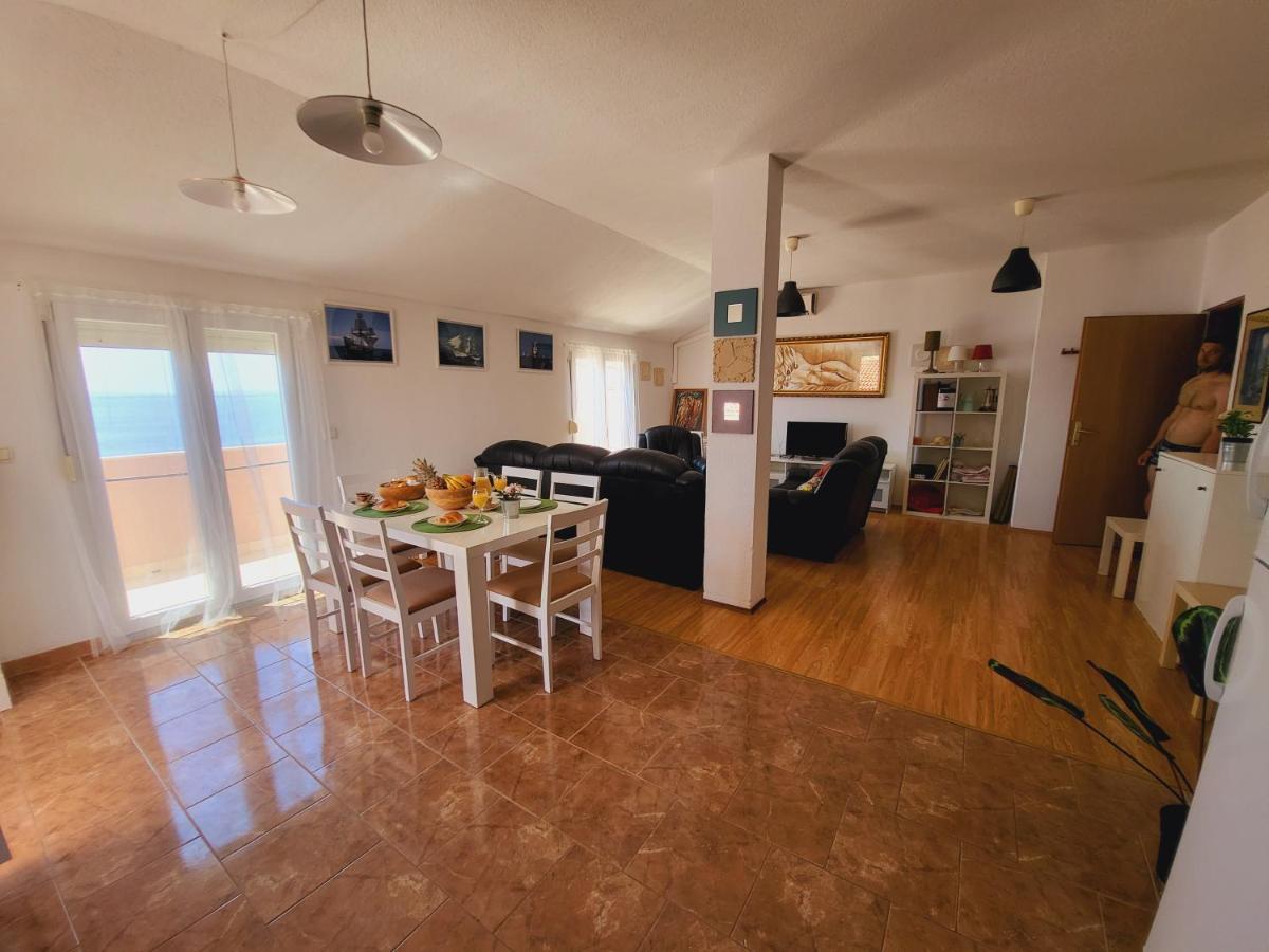 Apartment Beverly Kozino - By The Sea With Free Parking Exteriör bild